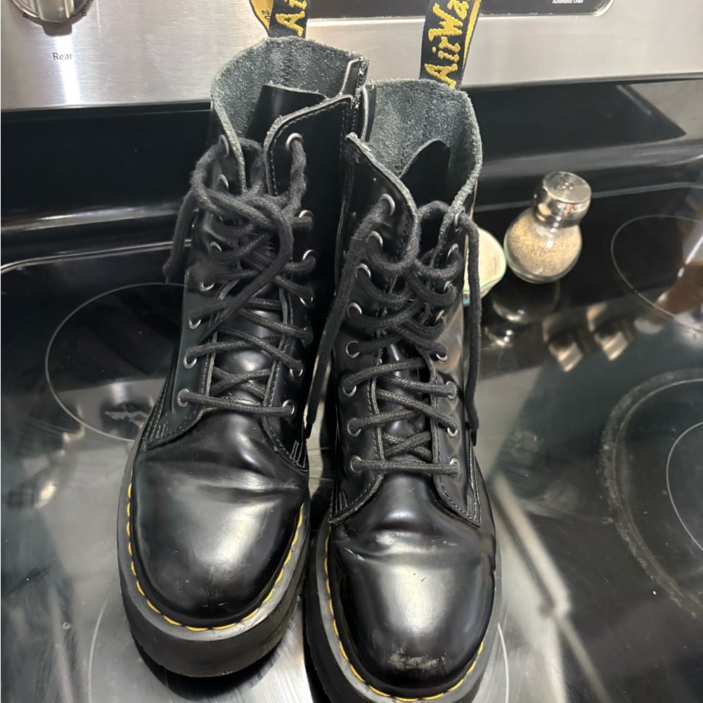 Dr. Martens  Jadon Boot Smooth Leather Platforms - AirWair with Bouncing Soles